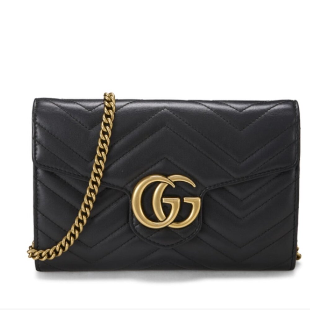 GG Marmont Quilted Leather Shoulder Bag